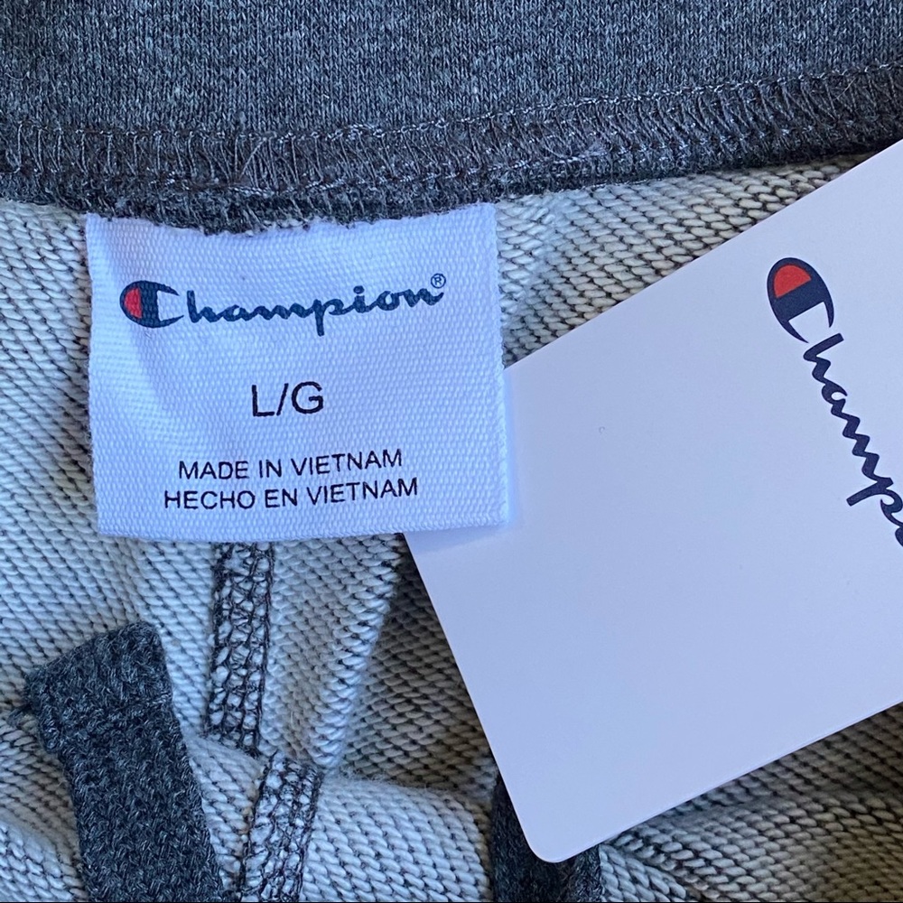 Champion Men’s Charcoal Gray Sweat shorts NWT - Picture 7 of 9